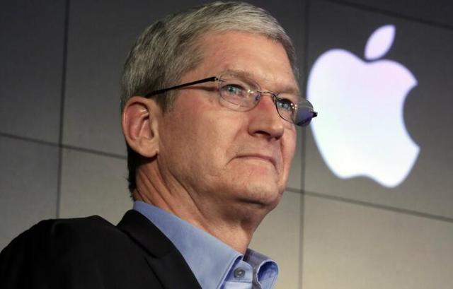 苹果CEO发备忘录安抚员工：携手前行别在意新总统