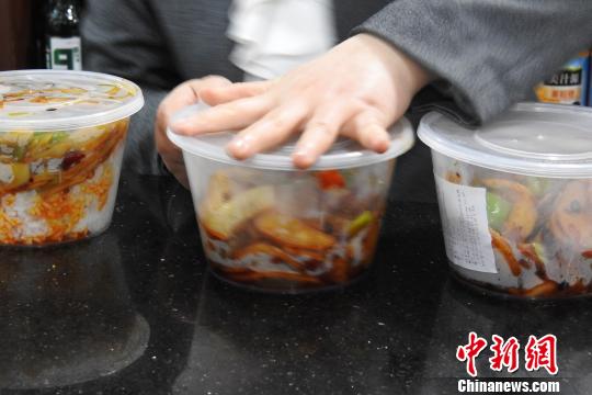 包装外卖。西北大学学生供图